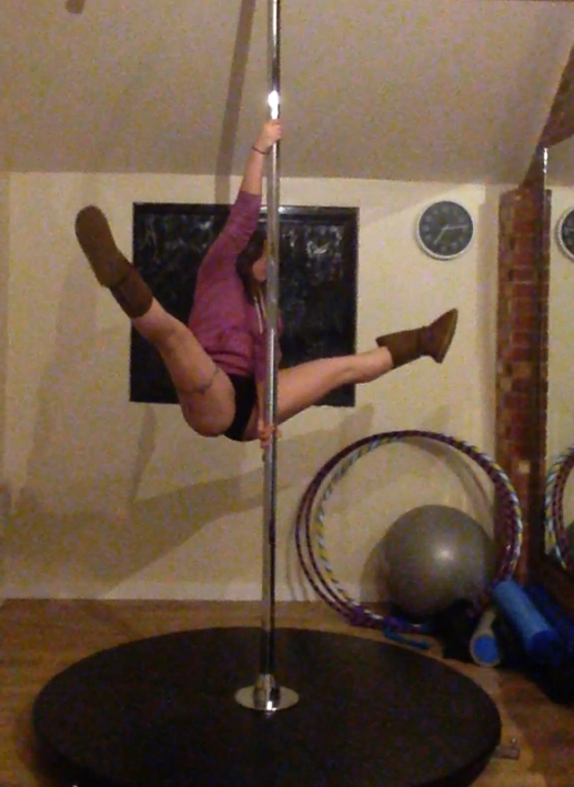 How to Warm Up for a Pole/Aerial Session